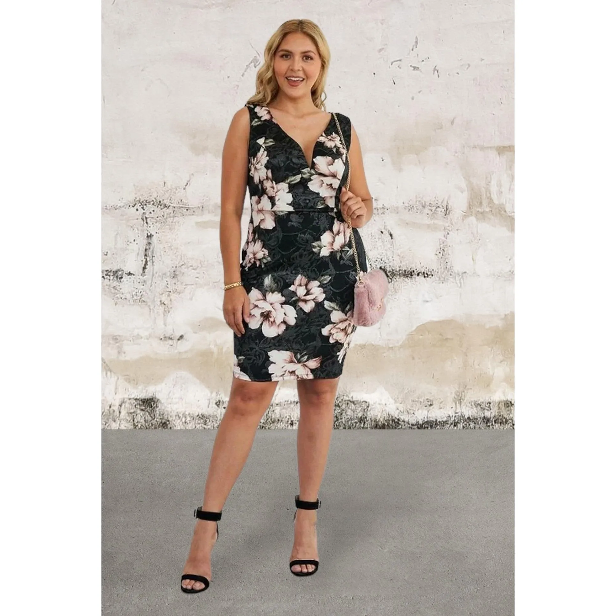 Floral sleeveless v-neck line dress