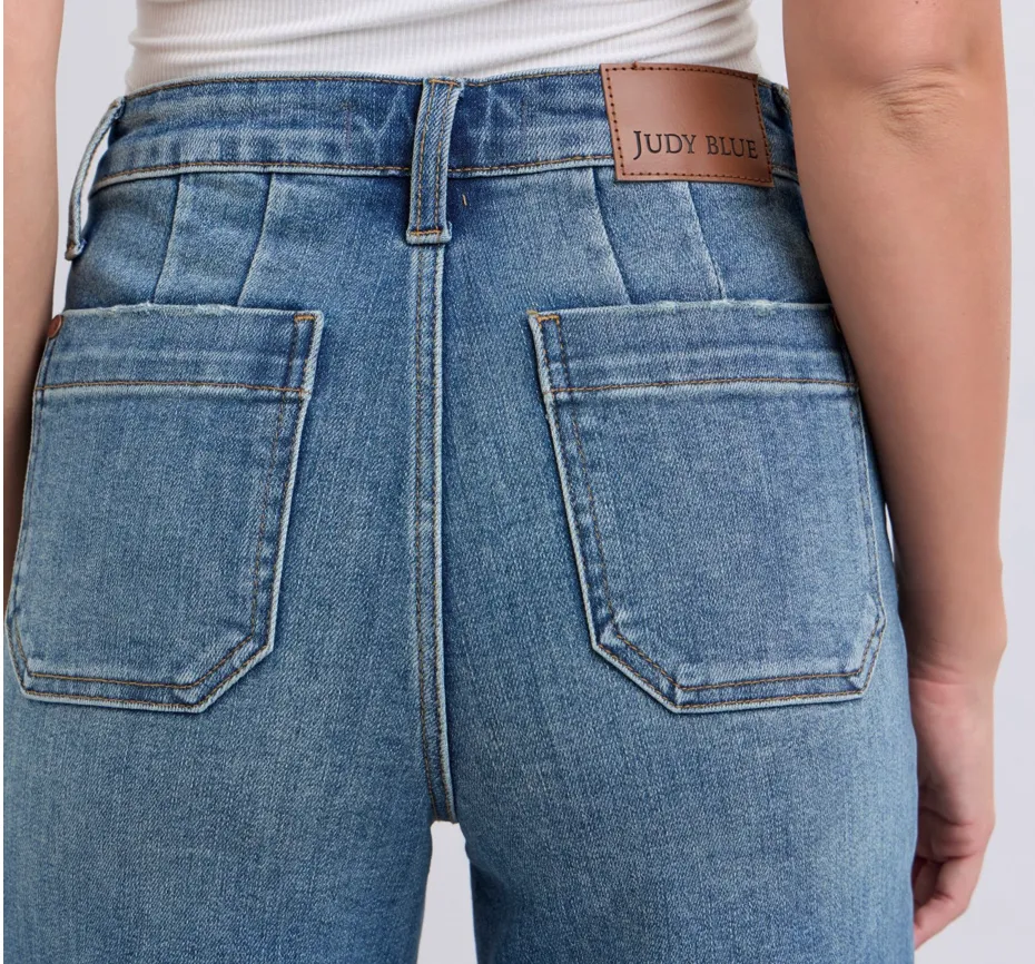 Judy Blue HW Medium Utility Pockets Crop Wide