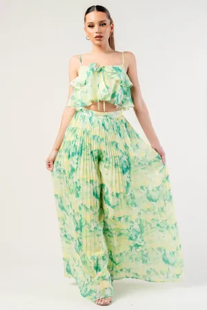  made from Yoryu chiffon print. The versatile top can be dressed up or down