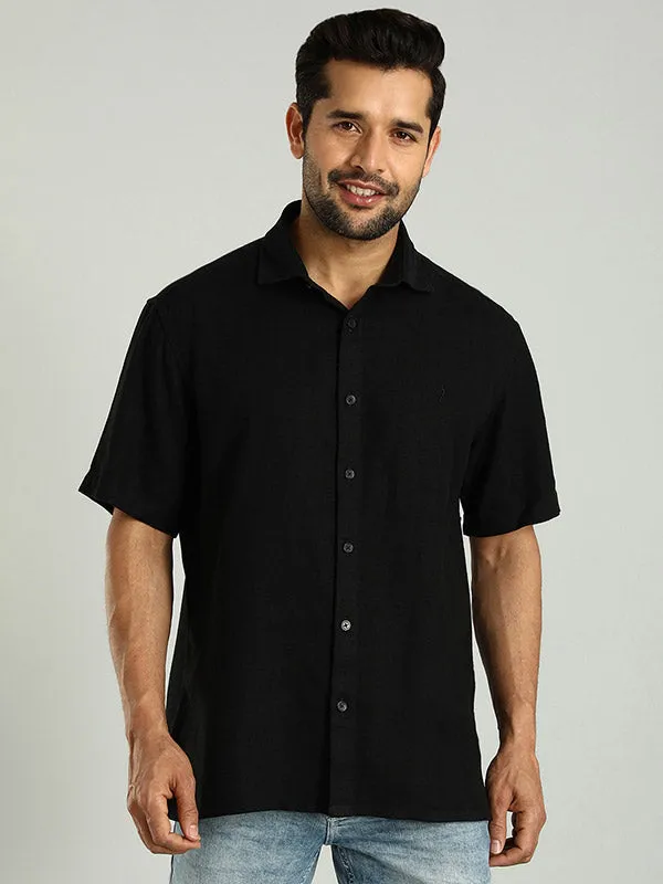 Men Solid Half Sleeve Linen Blend Shirt