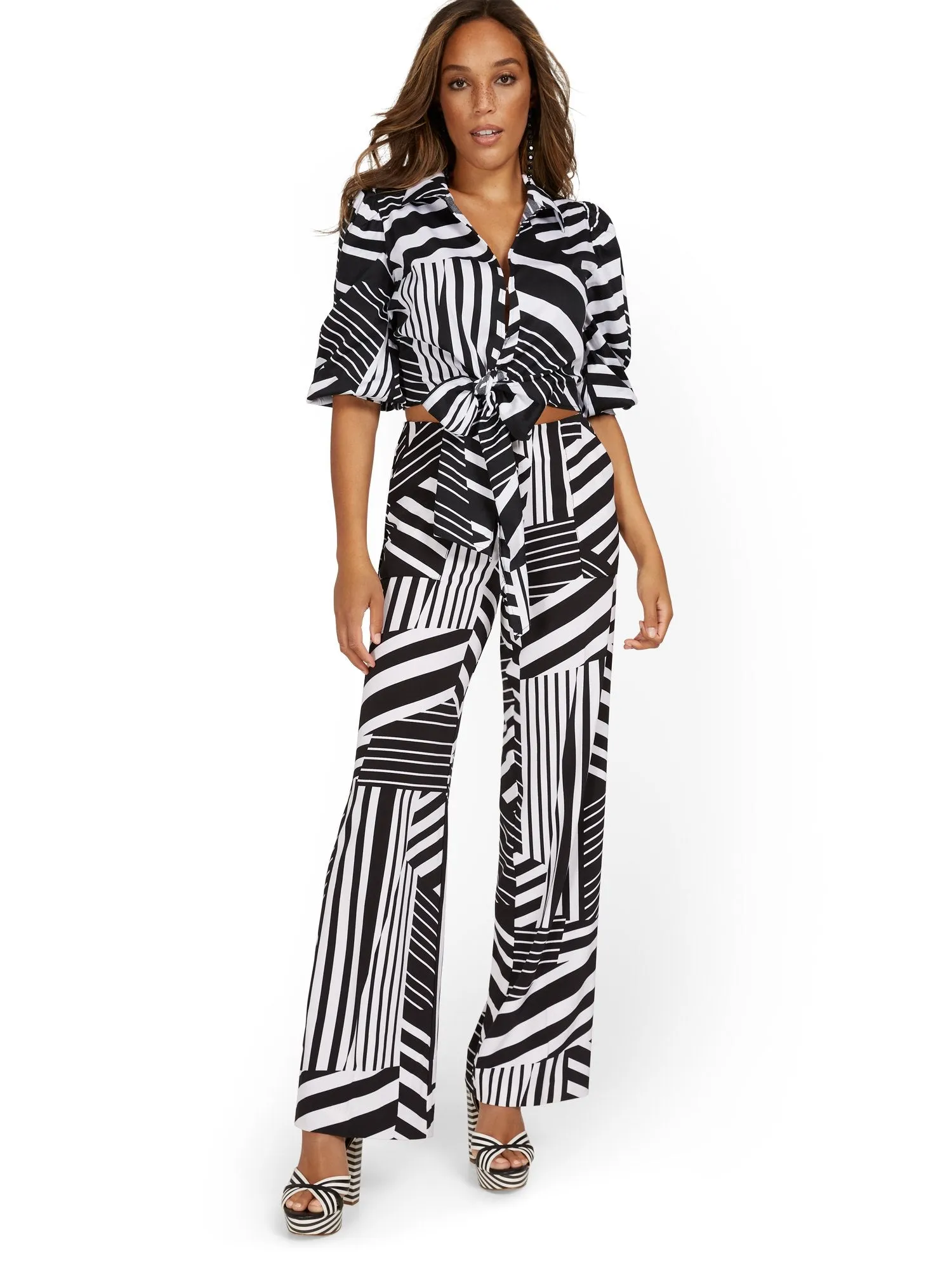 Petite Black and White Abstract Wide-Leg Pant