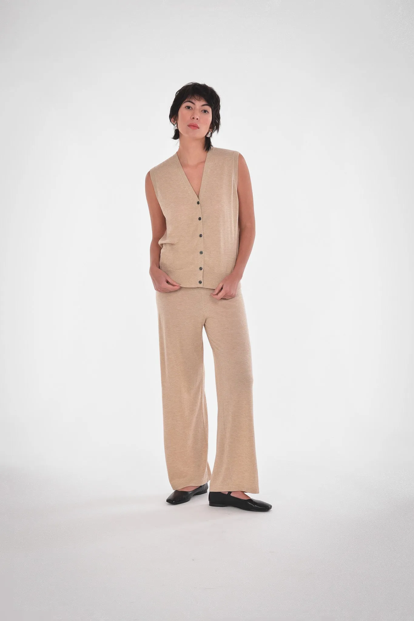 REMI BUTTON VEST