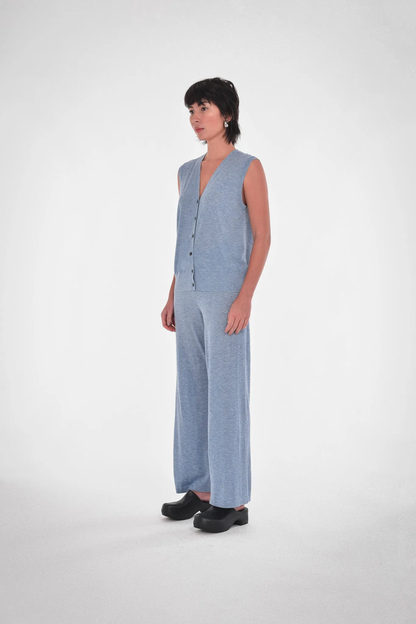 REMI BUTTON VEST