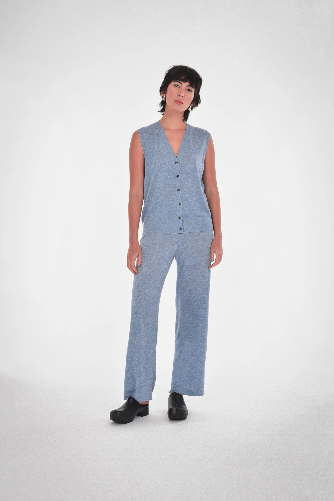 REMI BUTTON VEST